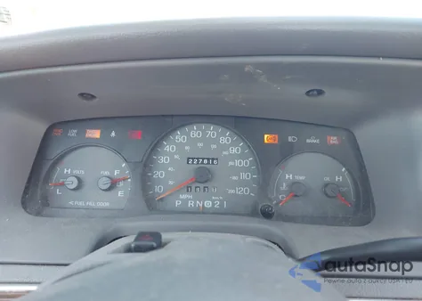 1998 Mercury Grand Marquis from USA, damaged, VIN 2MEFM74W1WX648316